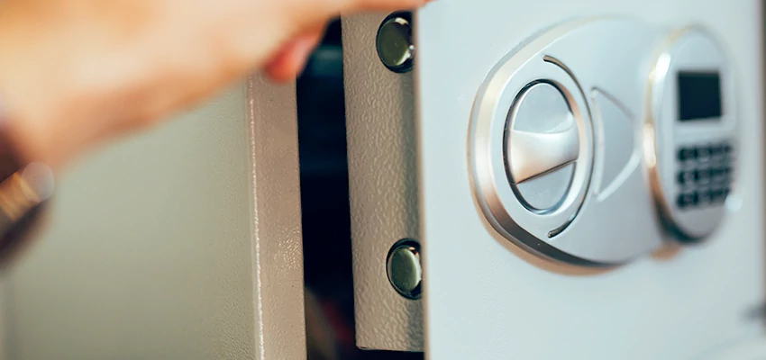 Fingerprint Safe Openers in Oceanside, CA