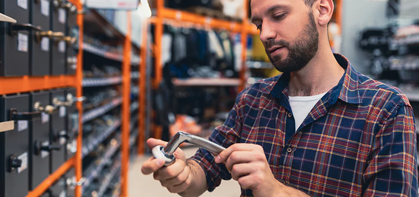 Locksmith For Retail Stores Lockout Services in Oceanside, California